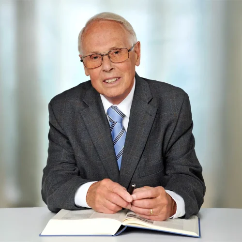 Prof. Dr. Dr. Siegbert Uhlig aus Friedensau